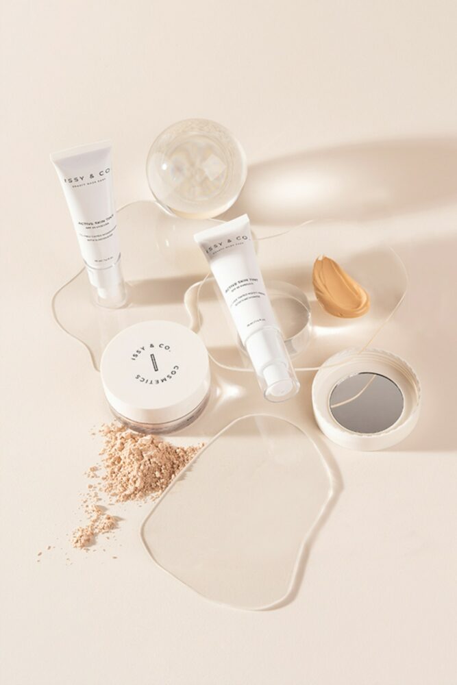 Wonder Beauty Counter: The Start of Summer Calls for Skinimalism