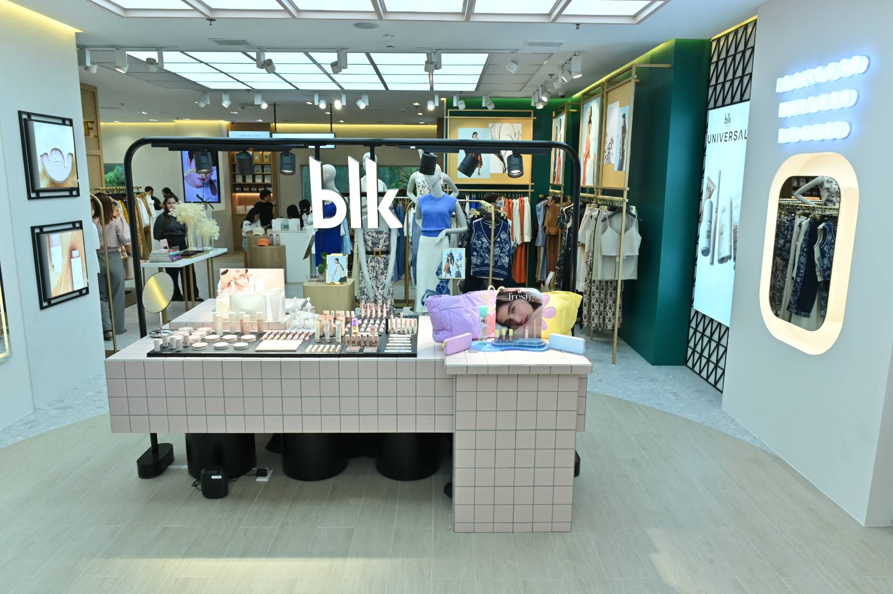 Blk Cosmetics at Maisonette in Power Plant Mall, Rockwell, Makati.